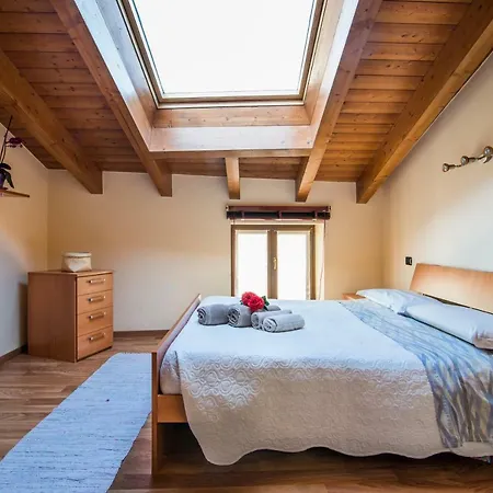 Il Sogno Di Claudia Apartment Gera Lario Exterior photo